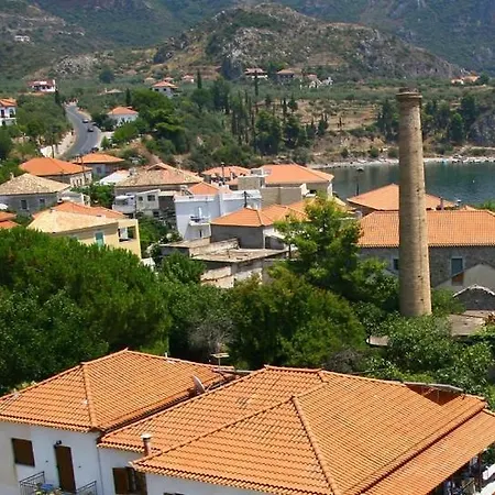 Отель Anniska Кардамили